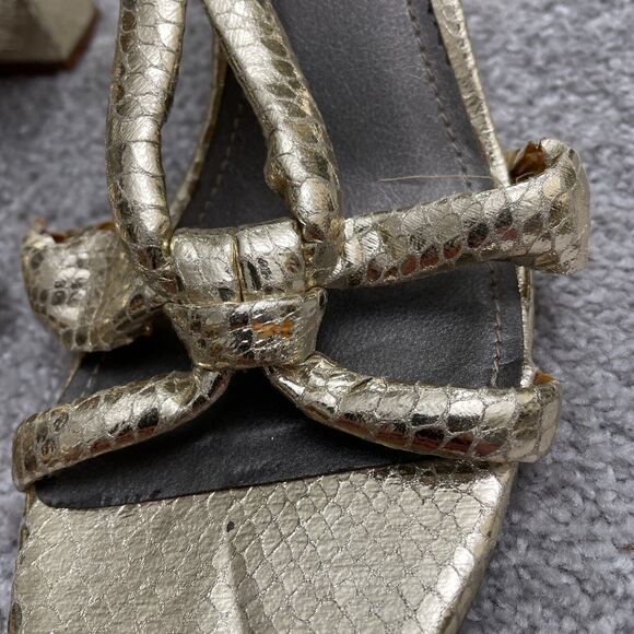 H&M Block Heels Sandals Womens 9 40 Gold Snake Skin Strappy Buckle Party Casual - Picture 12 of 12